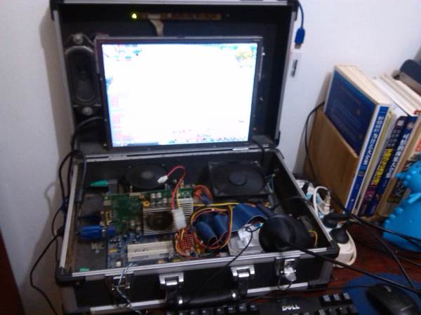 打造專屬一體機(jī) 鋁箱DIY主機(jī)與顯示器全封裝體驗(yàn)